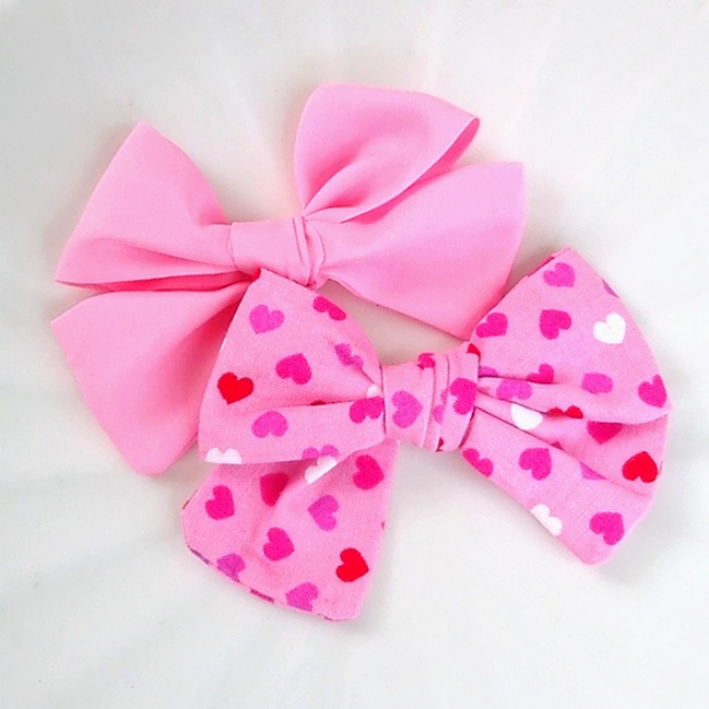 Dog Hair Bows - Set of 2 Bows for Pets with clip
